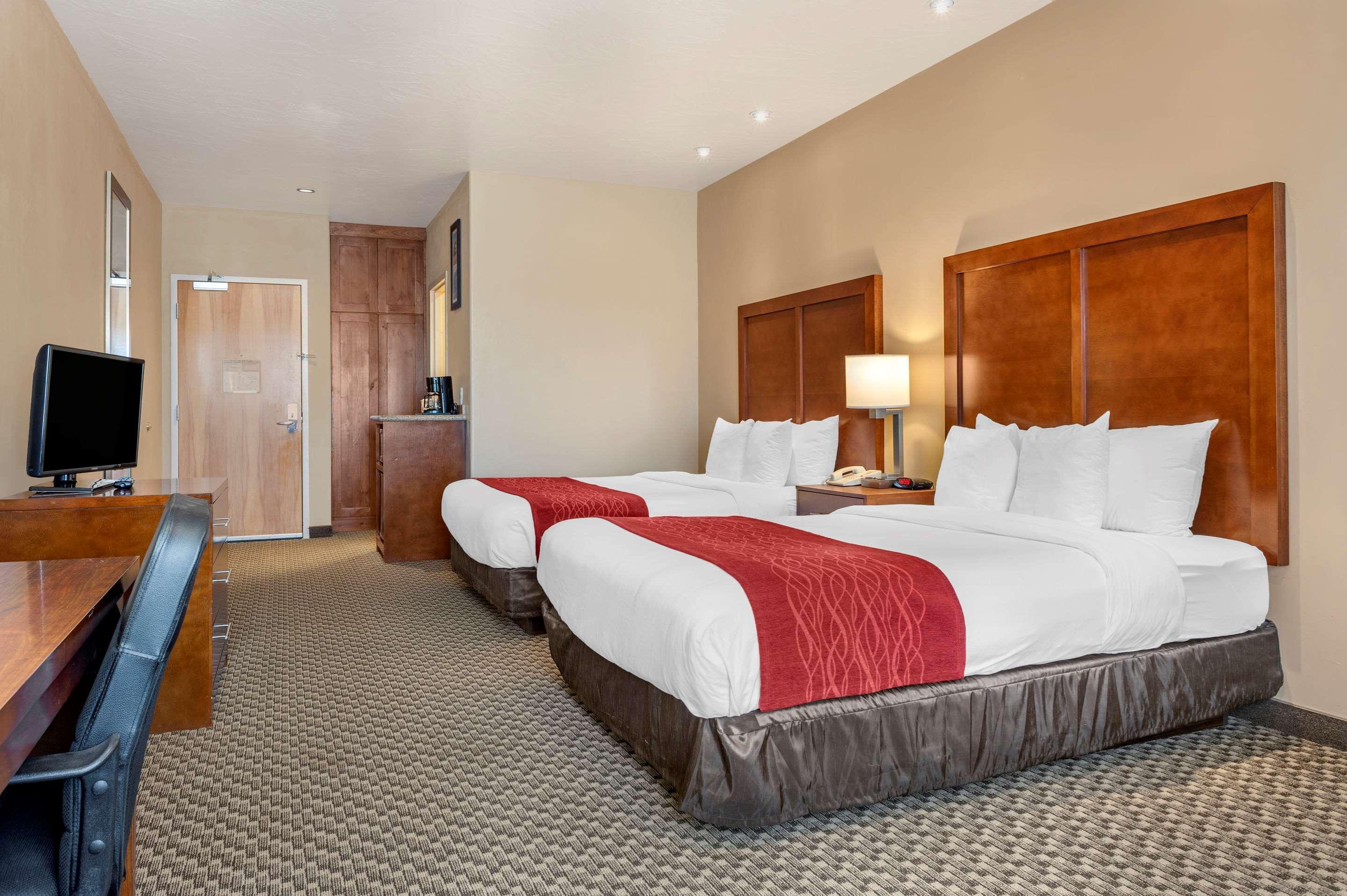 Comfort Inn at Centro de Convenciones Saint George Exterior foto