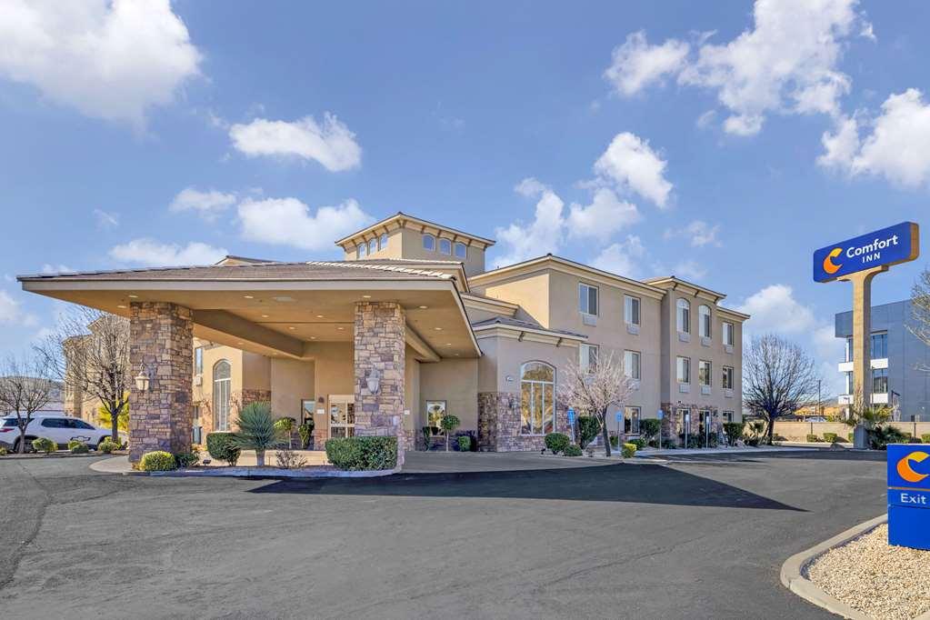 Comfort Inn at Centro de Convenciones Saint George Exterior foto