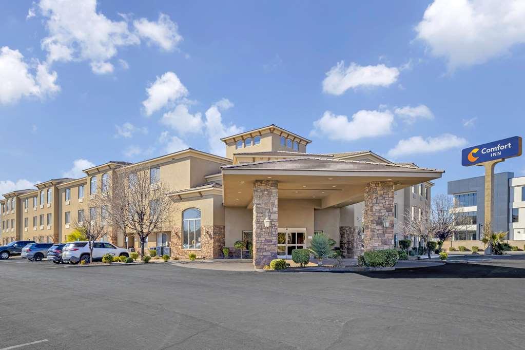 Comfort Inn at Centro de Convenciones Saint George Exterior foto